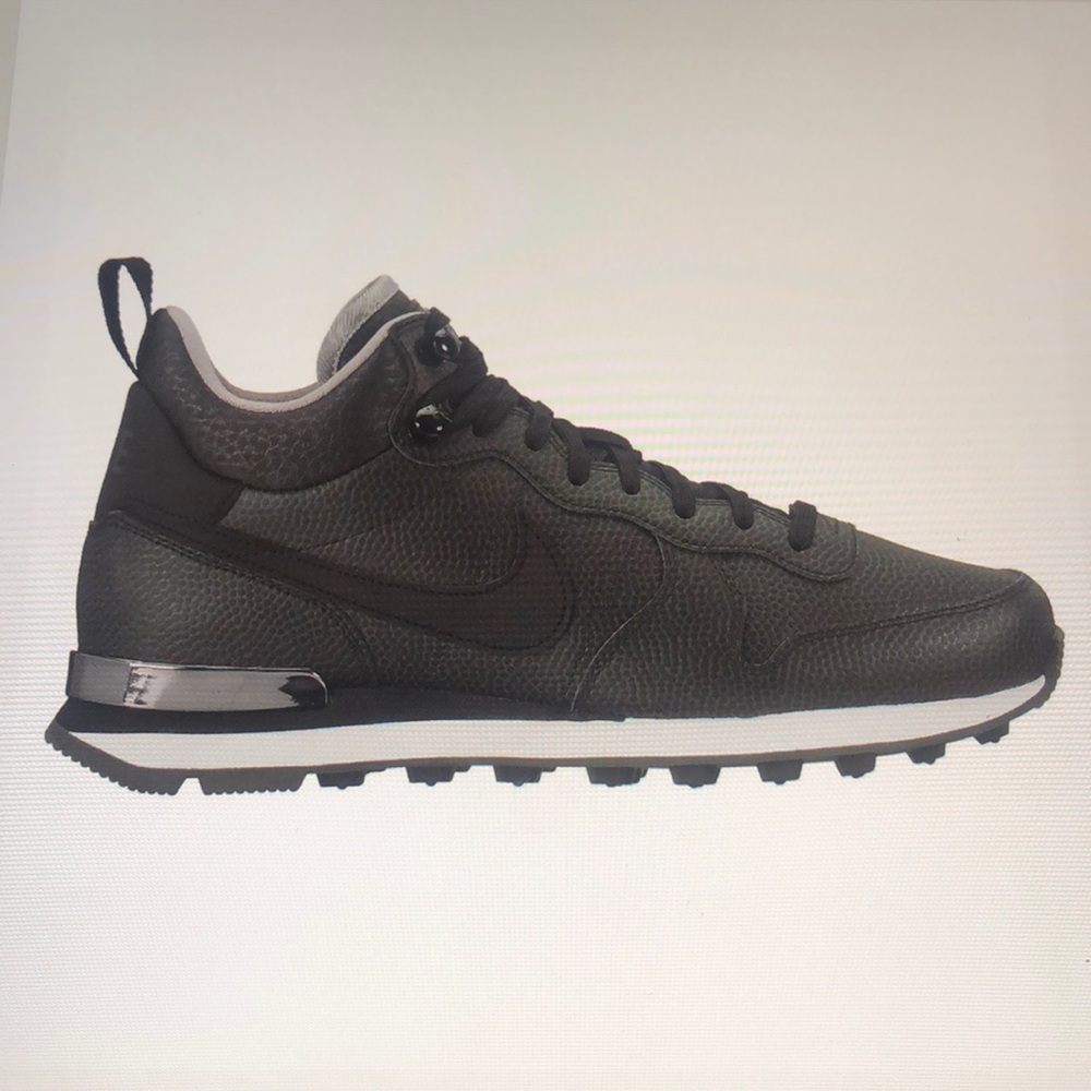 Nike internationalist mid rise leather